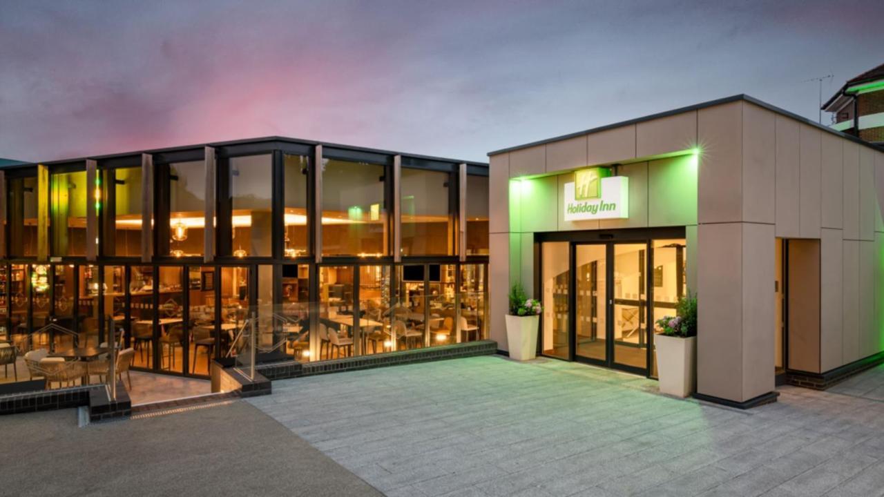 Holiday Inn London Gatwick - Worth By Ihg Crawley  Exterior photo